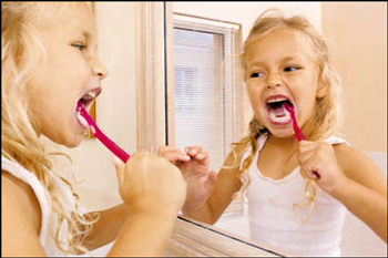 刷牙不当易刷出“沟”来